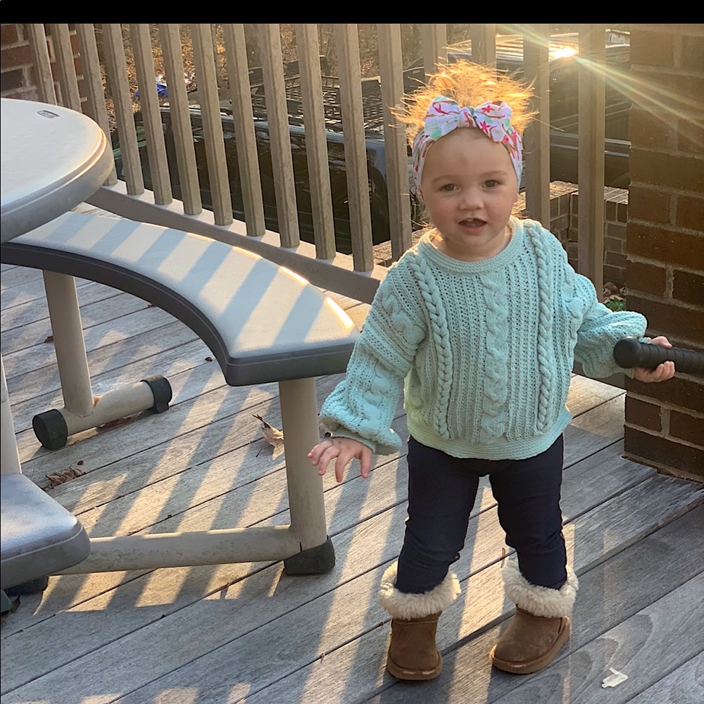 Genuine kids balloon sleeve knit sweater 2T - Picture 7 of 10